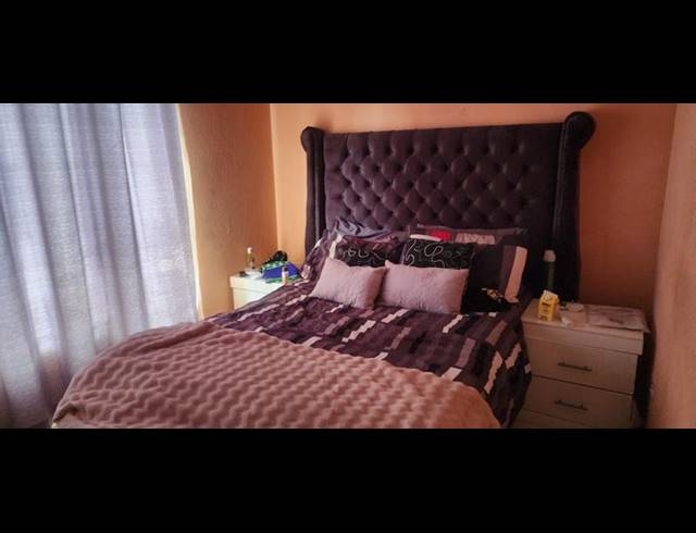 2 BEDROOM HOUSE FOR SALE IN BIRCH ACRES